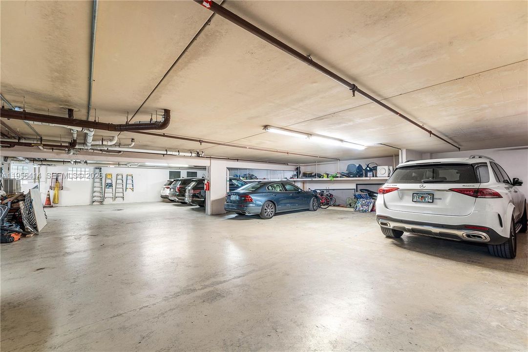 待售: $1,975,000 (3 贝兹, 2 浴室, 1954 平方英尺)