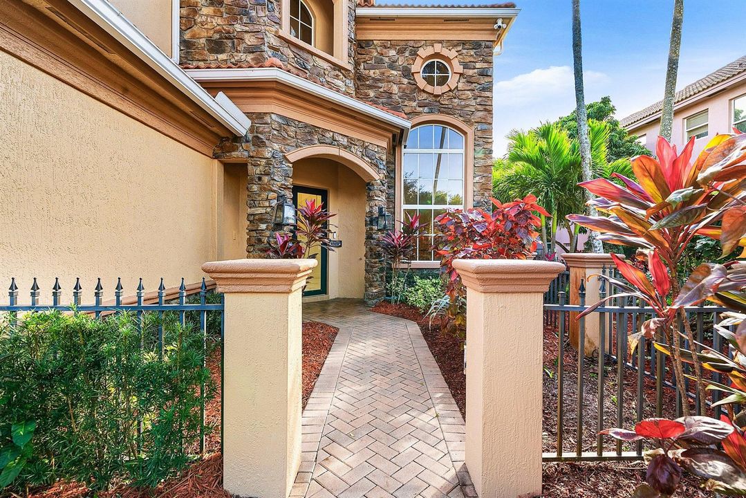 004-9232PinevilleDrive-LakeWorth-FL-3346