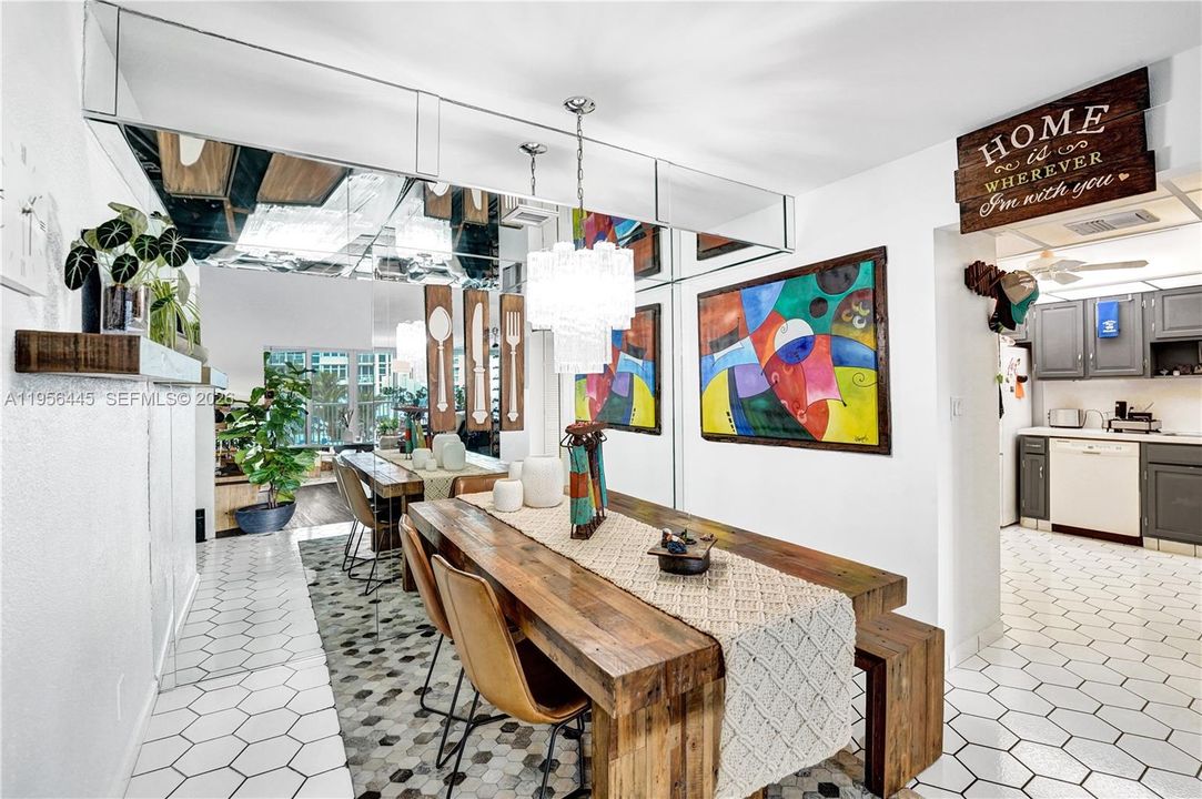 Active With Contract: $518,000 (2 beds, 2 baths, 1630 Square Feet)