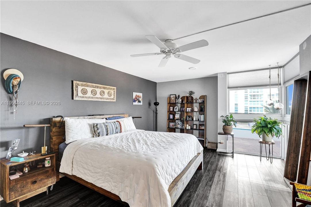 Active With Contract: $518,000 (2 beds, 2 baths, 1630 Square Feet)