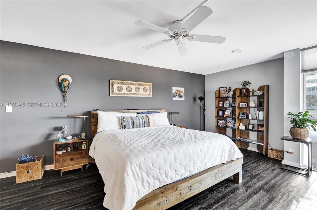 Active With Contract: $518,000 (2 beds, 2 baths, 1630 Square Feet)