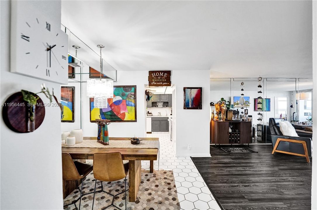 Active With Contract: $518,000 (2 beds, 2 baths, 1630 Square Feet)