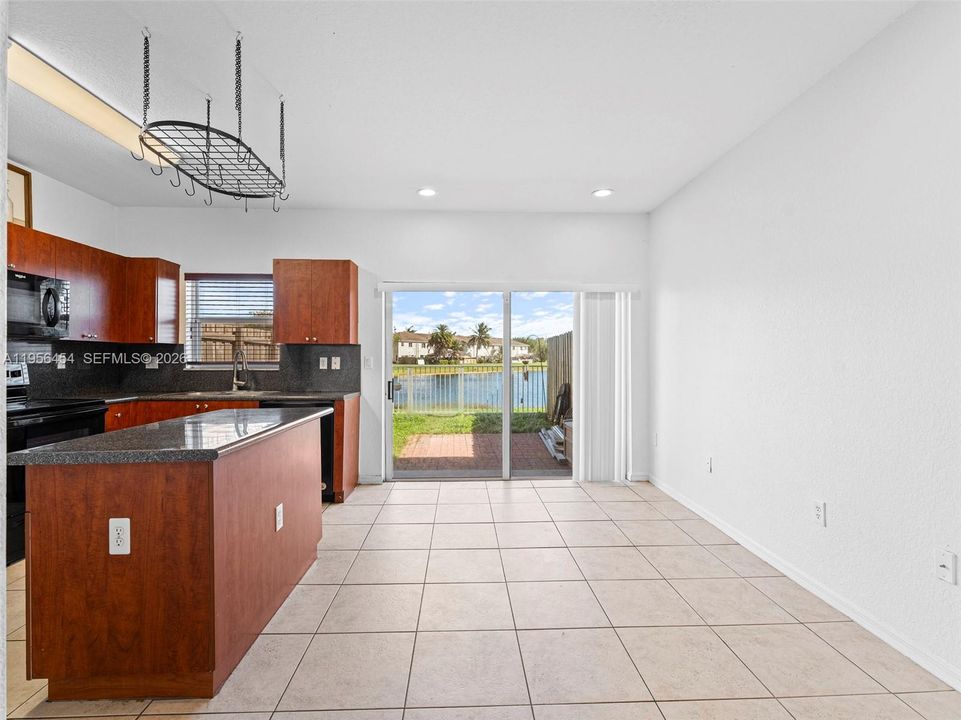 Active With Contract: $255,000 (2 beds, 2 baths, 0 Square Feet)