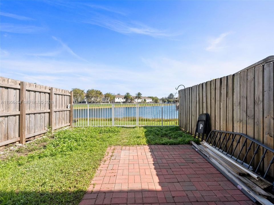 Active With Contract: $255,000 (2 beds, 2 baths, 0 Square Feet)