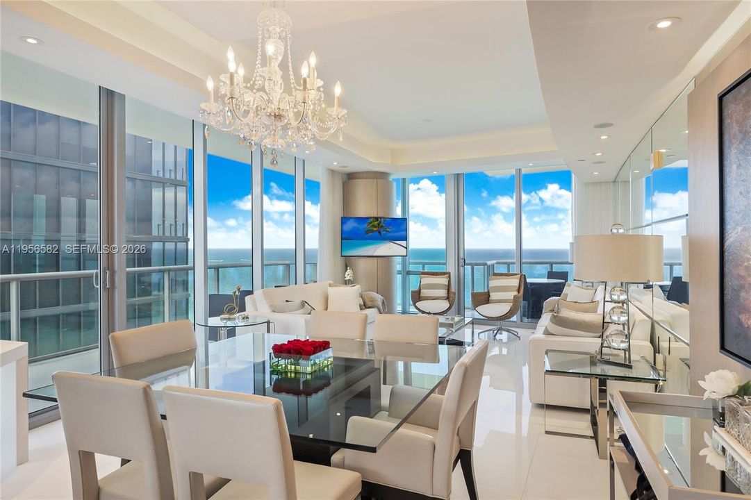 For Sale: $2,875,000 (3 beds, 3 baths, 1956 Square Feet)