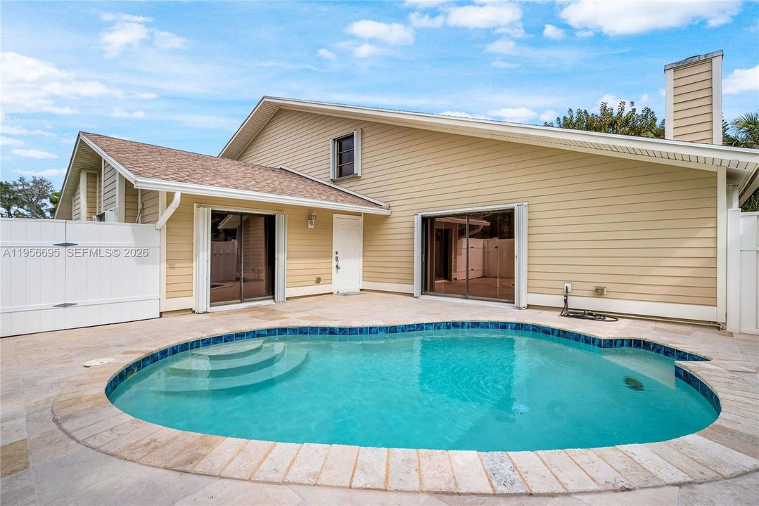 Private pool