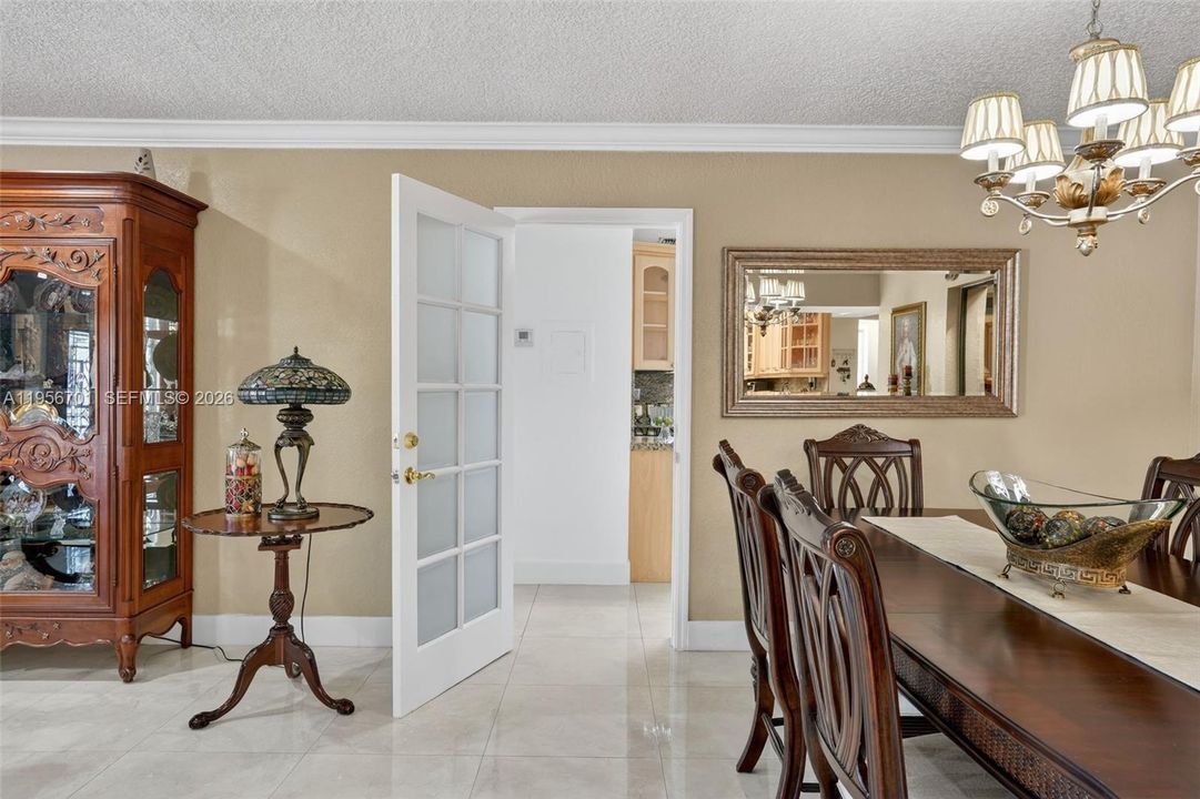 Active With Contract: $950,000 (4 beds, 4 baths, 2568 Square Feet)