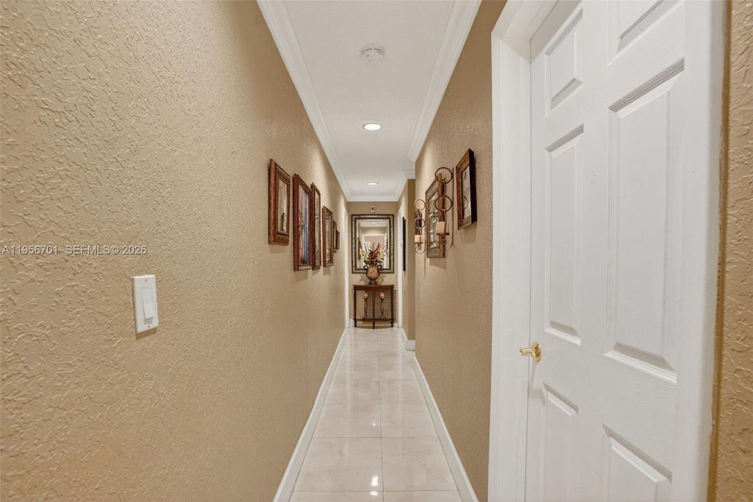 Active With Contract: $950,000 (4 beds, 4 baths, 2568 Square Feet)