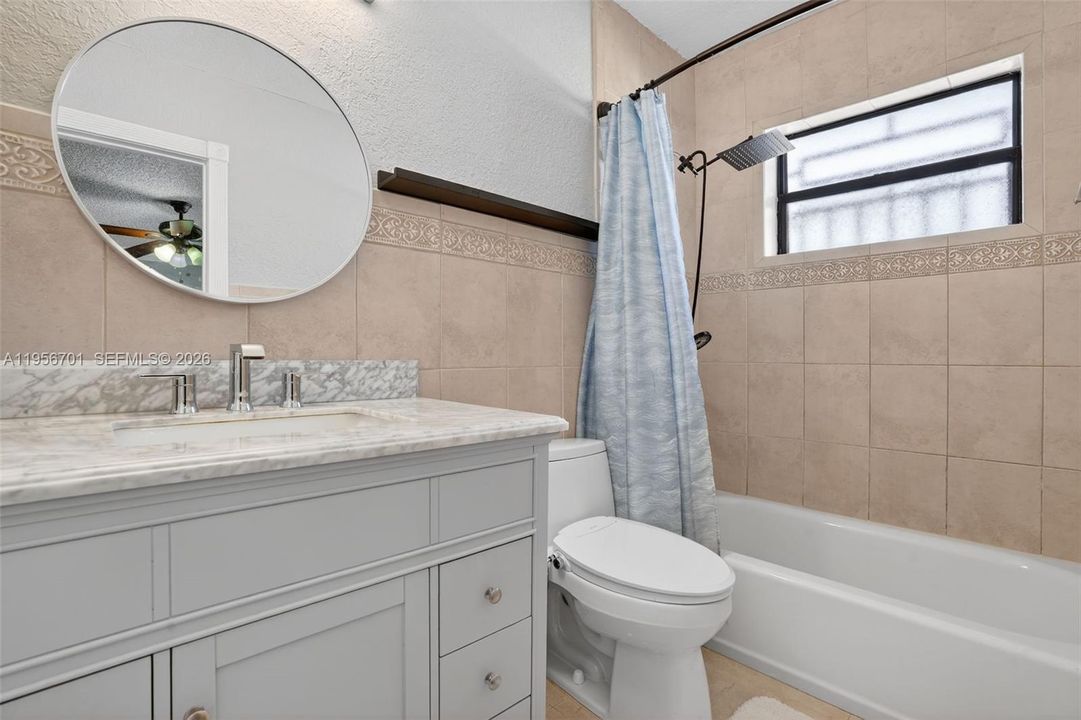 Active With Contract: $950,000 (4 beds, 4 baths, 2568 Square Feet)
