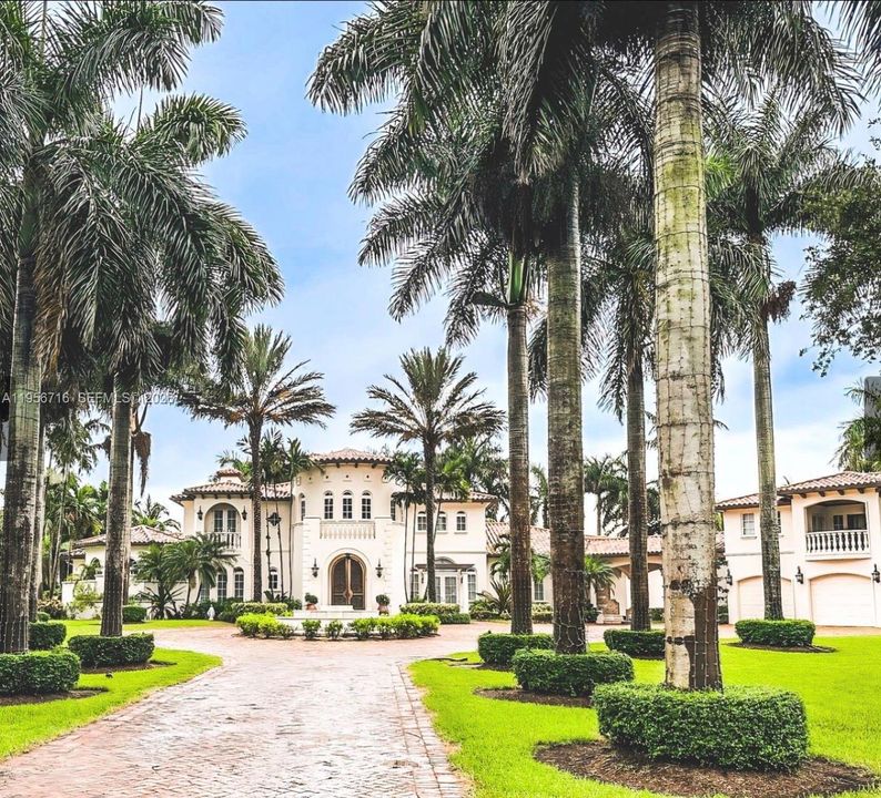 En Venta: $5,600,000 (6 camas, 7 baños, 9264 Pies cuadrados)