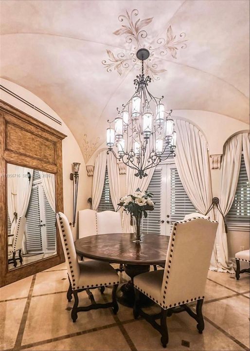 En Venta: $5,600,000 (6 camas, 7 baños, 9264 Pies cuadrados)