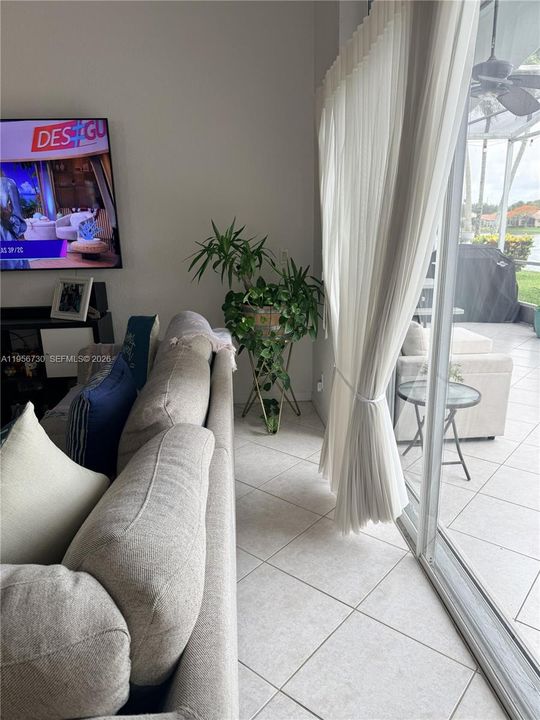 For Rent: $4,200 (3 beds, 2 baths, 1845 Square Feet)
