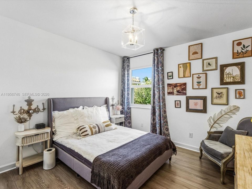 En Venta: $2,950,000 (5 camas, 4 baños, 3291 Pies cuadrados)