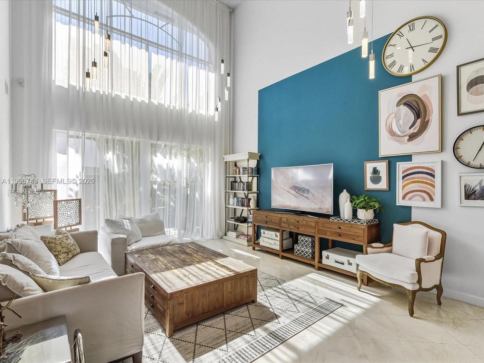 En Venta: $2,950,000 (5 camas, 4 baños, 3291 Pies cuadrados)