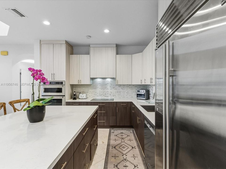 En Venta: $2,950,000 (5 camas, 4 baños, 3291 Pies cuadrados)