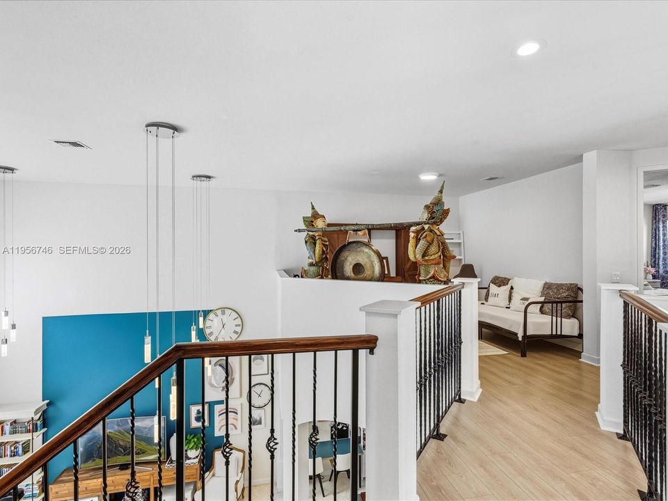 En Venta: $2,950,000 (5 camas, 4 baños, 3291 Pies cuadrados)