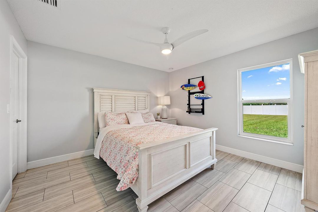 13615 SE 26th Ln-42