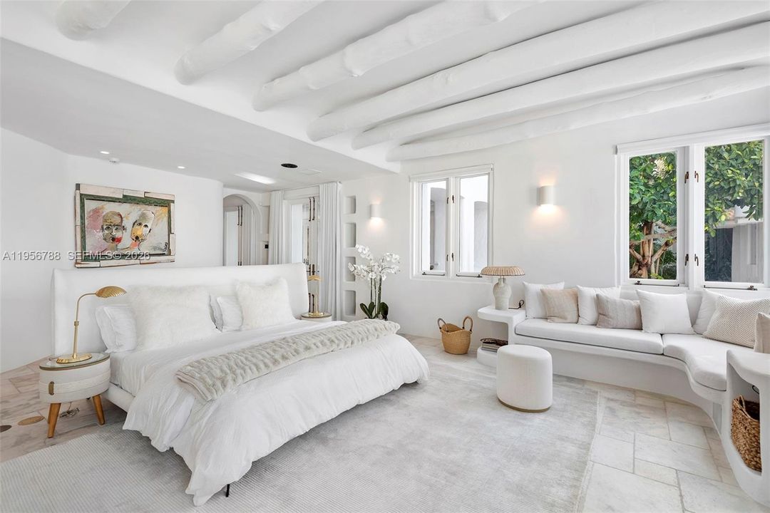 En Renta: $145,000 (7 camas, 7 baños, 8110 Pies cuadrados)