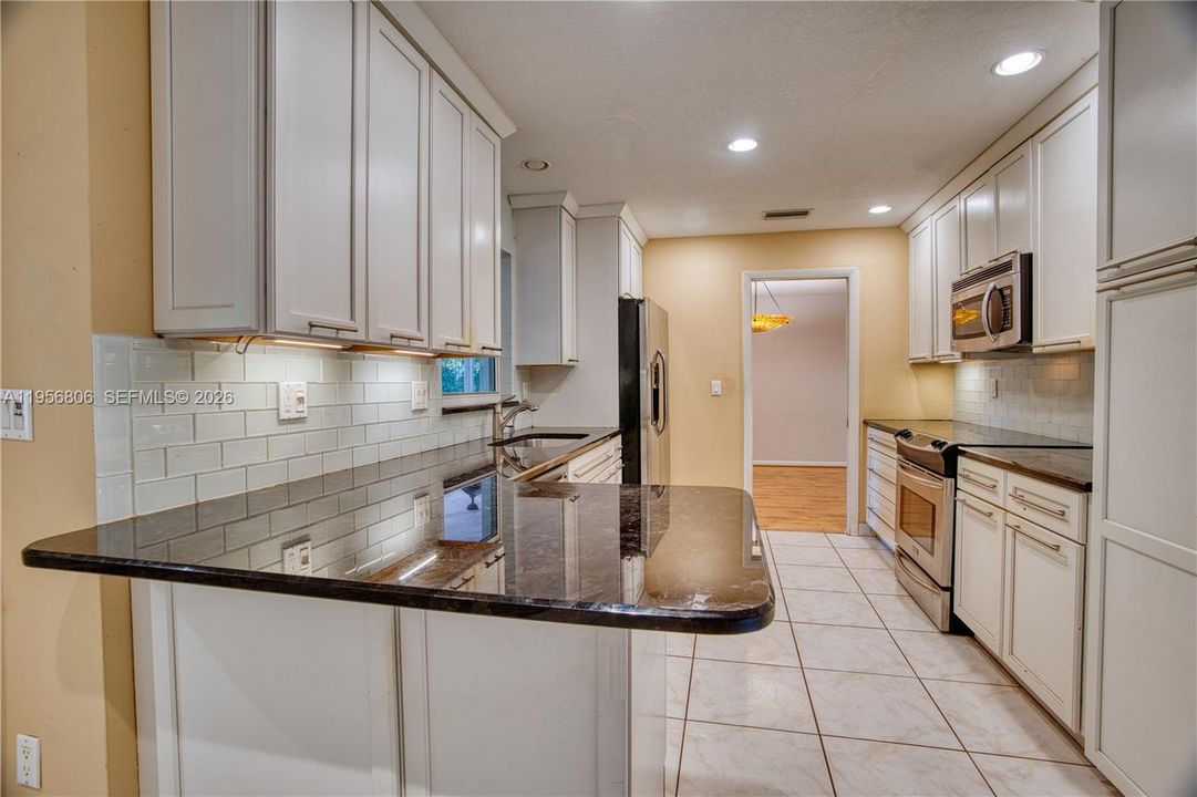 For Sale: $849,000 (3 beds, 2 baths, 1810 Square Feet)
