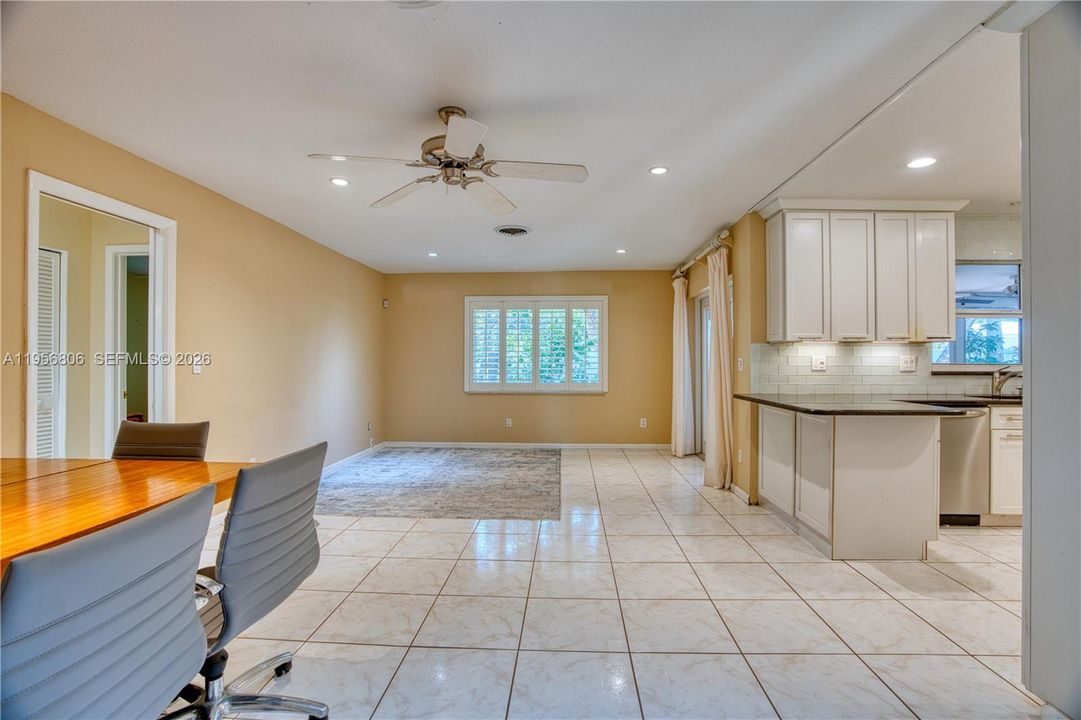 For Sale: $849,000 (3 beds, 2 baths, 1810 Square Feet)