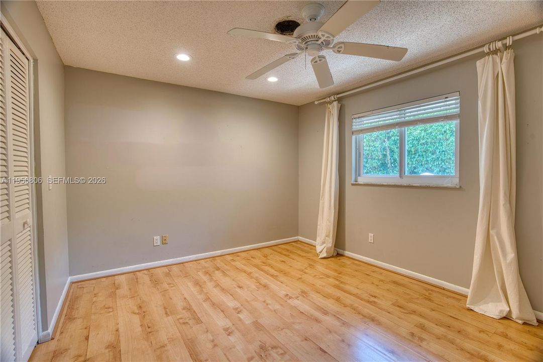 For Sale: $849,000 (3 beds, 2 baths, 1810 Square Feet)
