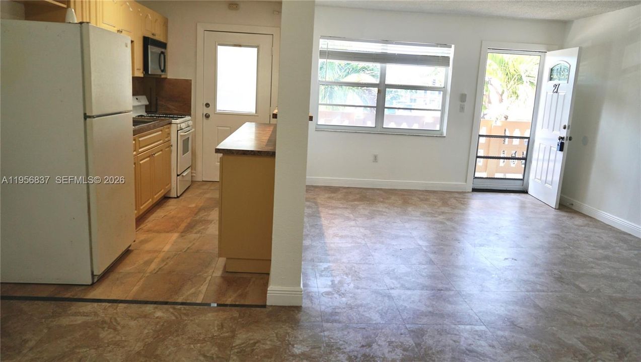 Activo con contrato: $104,000 (1 camas, 1 baños, 692 Pies cuadrados)