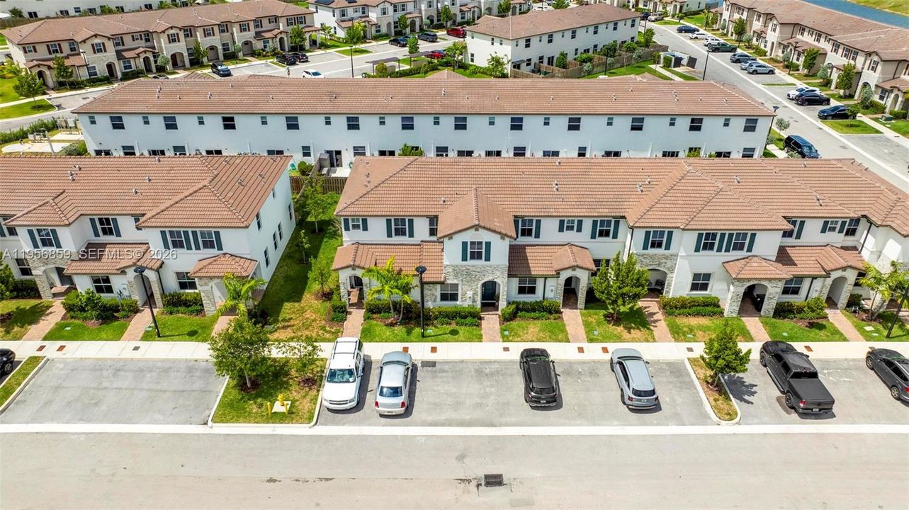 На продажу: $529,999 (3 спален, 2 ванн, 1545 Квадратных фут)