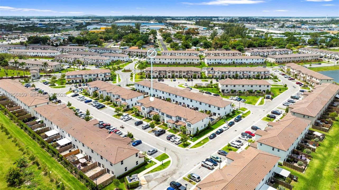 На продажу: $529,999 (3 спален, 2 ванн, 1545 Квадратных фут)