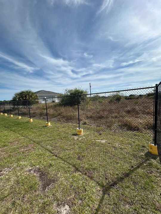 For Rent: $2,600 (4 beds, 2 baths, 0 Square Feet)