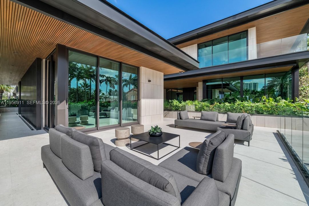 For Sale: $79,500,000 (7 beds, 12 baths, 17507 Square Feet)