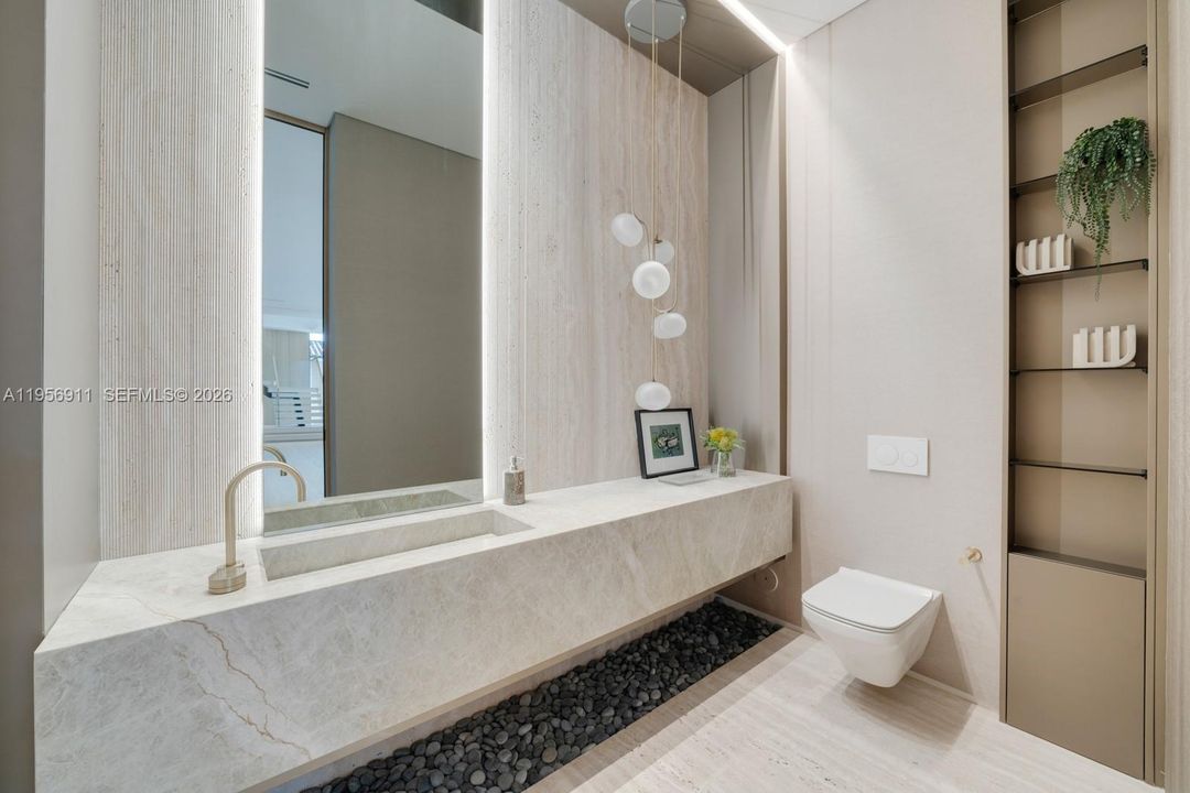For Sale: $79,500,000 (7 beds, 12 baths, 17507 Square Feet)