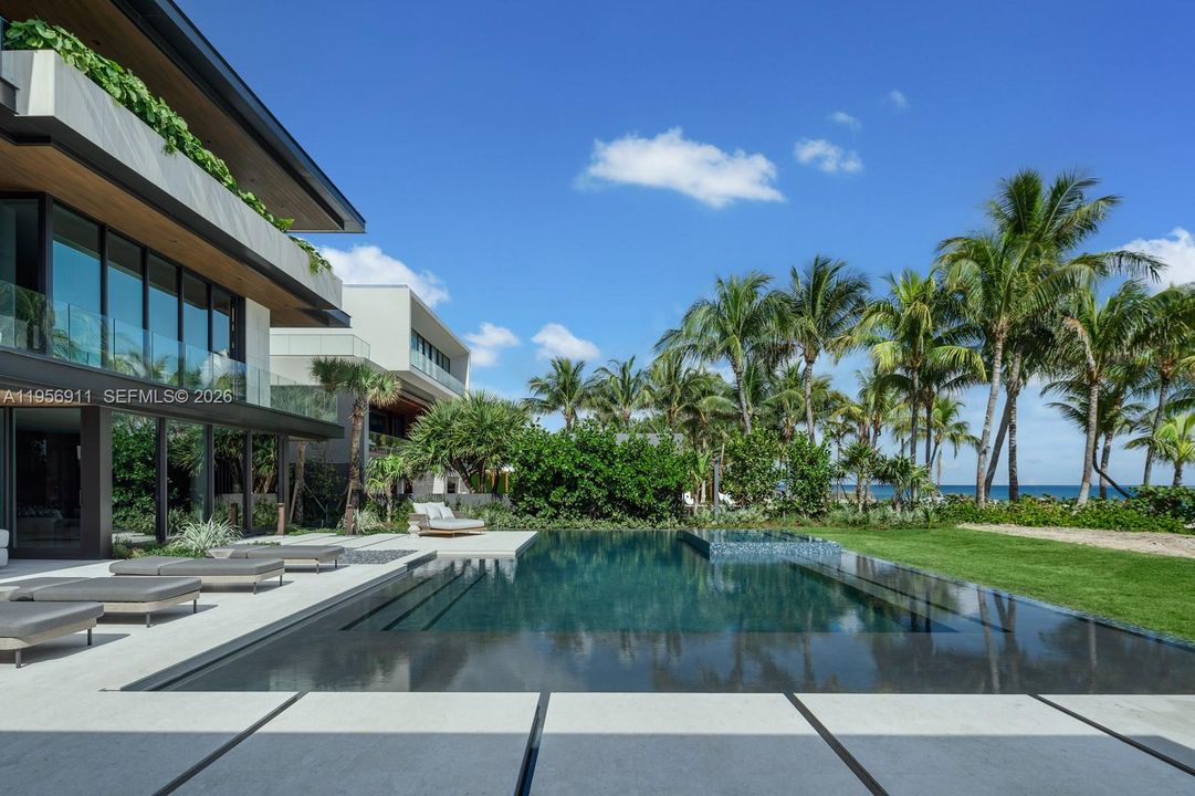 For Sale: $79,500,000 (7 beds, 12 baths, 17507 Square Feet)