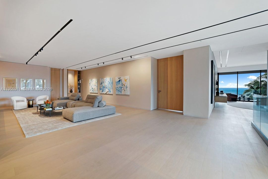 For Sale: $79,500,000 (7 beds, 12 baths, 17507 Square Feet)