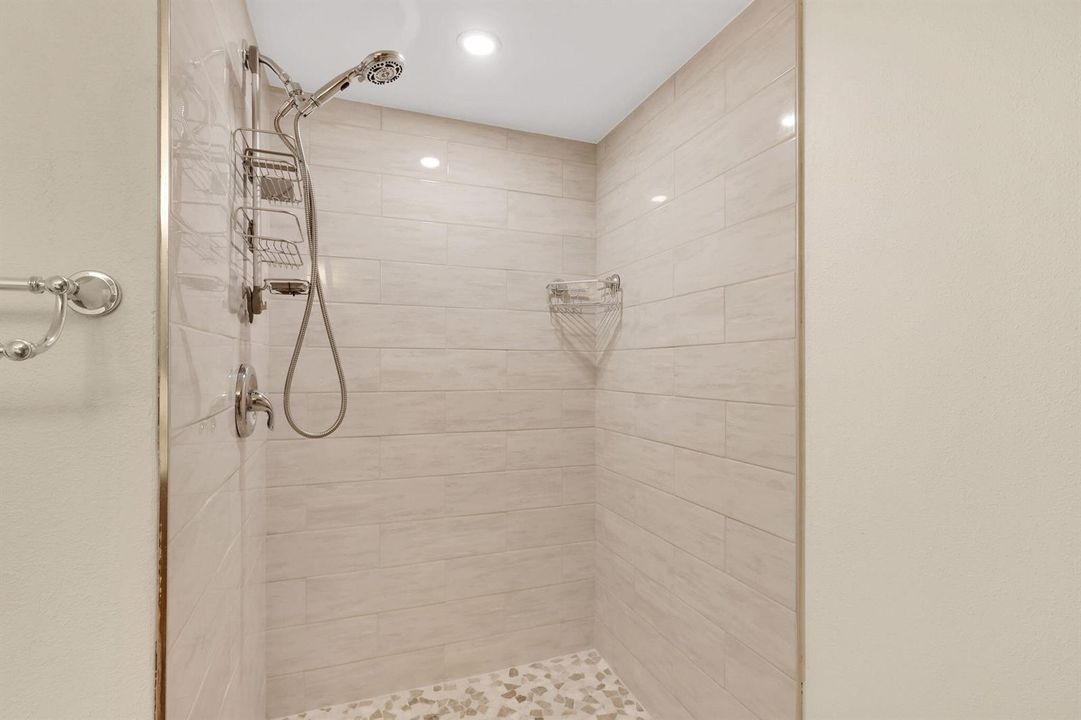 27-web-or-mls-5P1A8838
