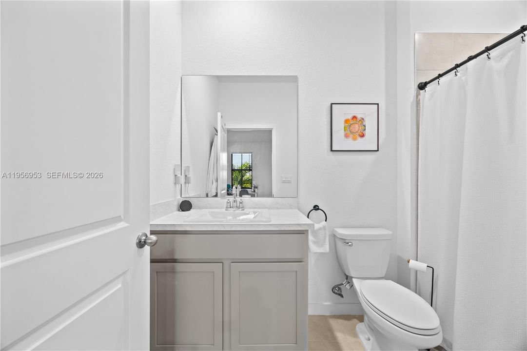 For Sale: $479,000 (3 beds, 2 baths, 1597 Square Feet)
