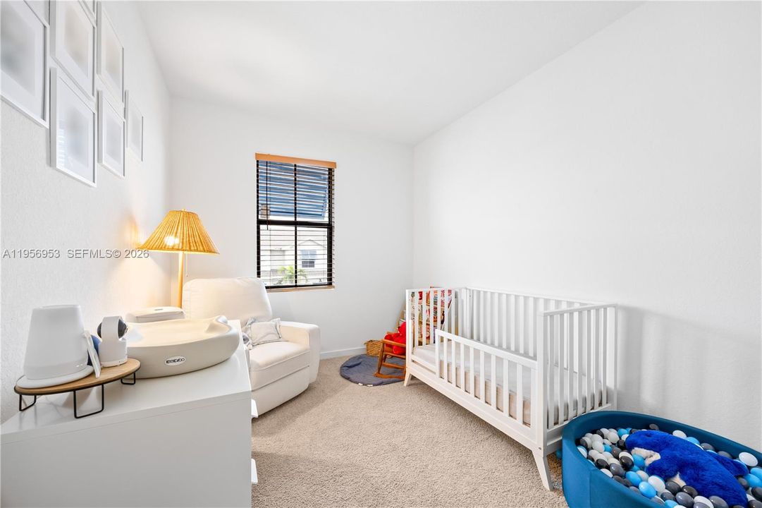 For Sale: $479,000 (3 beds, 2 baths, 1597 Square Feet)