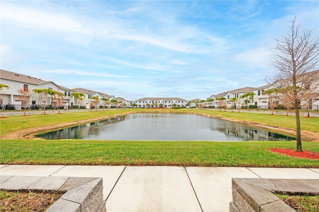 For Sale: $479,000 (3 beds, 2 baths, 1597 Square Feet)