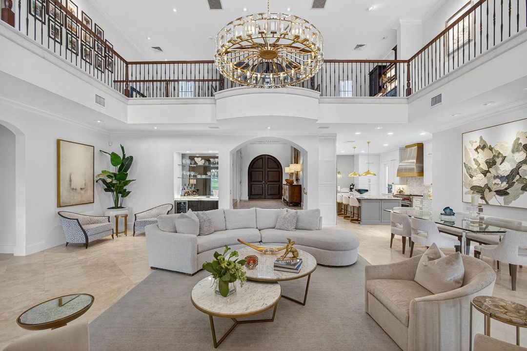 Luxurious Chandelier