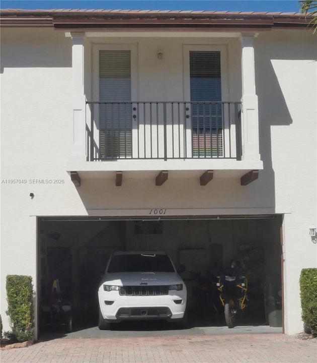 For Sale: $425,000 (3 beds, 2 baths, 1434 Square Feet)