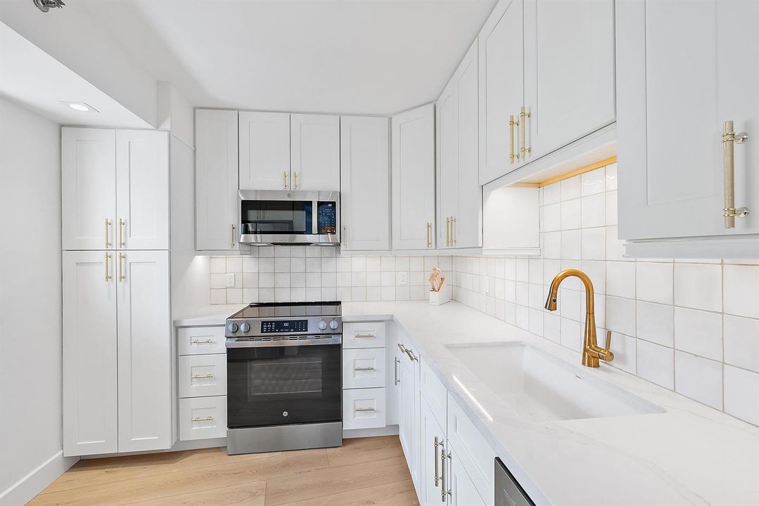300 Ocean Trail Way, 1202-13