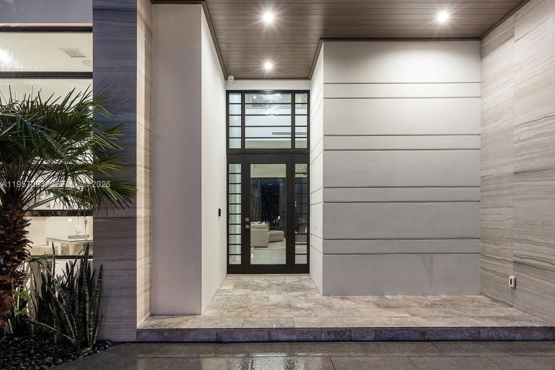 For Sale: $7,750,000 (6 beds, 5 baths, 4910 Square Feet)