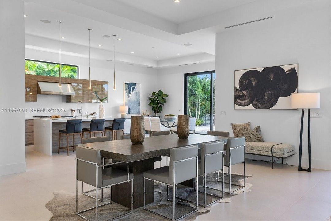 For Sale: $7,750,000 (6 beds, 5 baths, 4910 Square Feet)