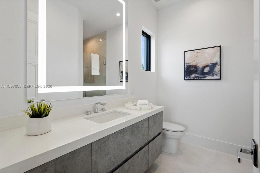 For Sale: $7,750,000 (6 beds, 5 baths, 4910 Square Feet)