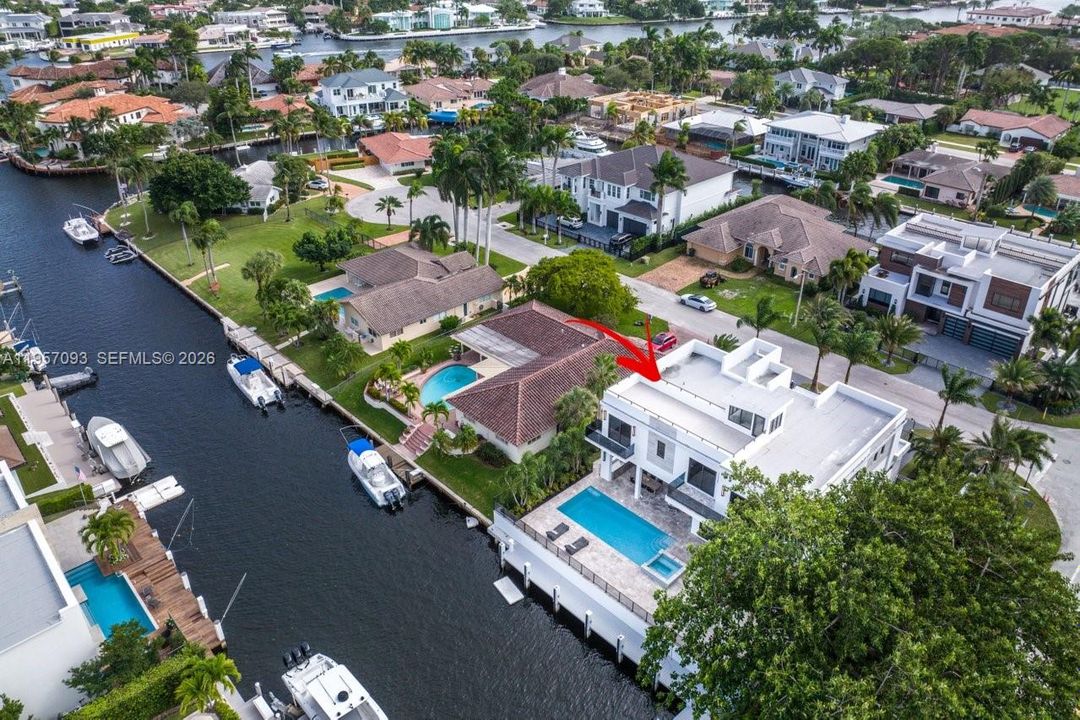 For Sale: $7,750,000 (6 beds, 5 baths, 4910 Square Feet)