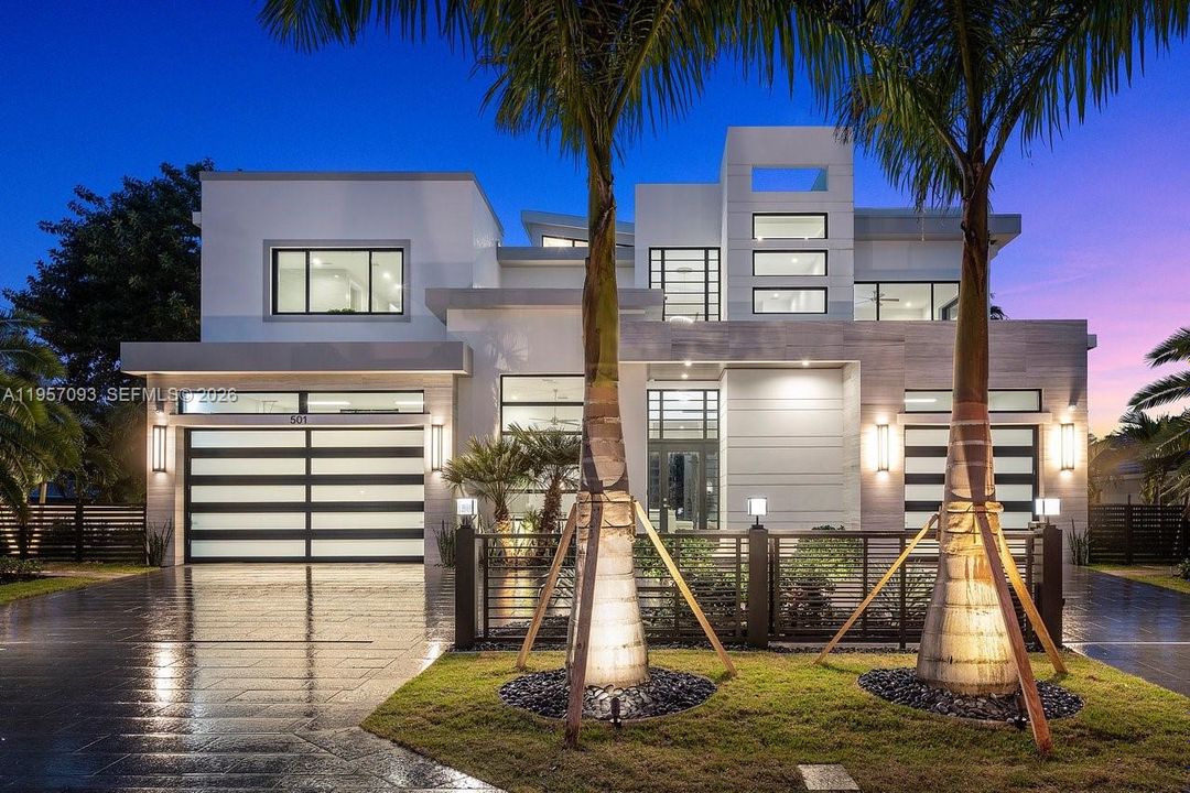 For Sale: $7,750,000 (6 beds, 5 baths, 4910 Square Feet)