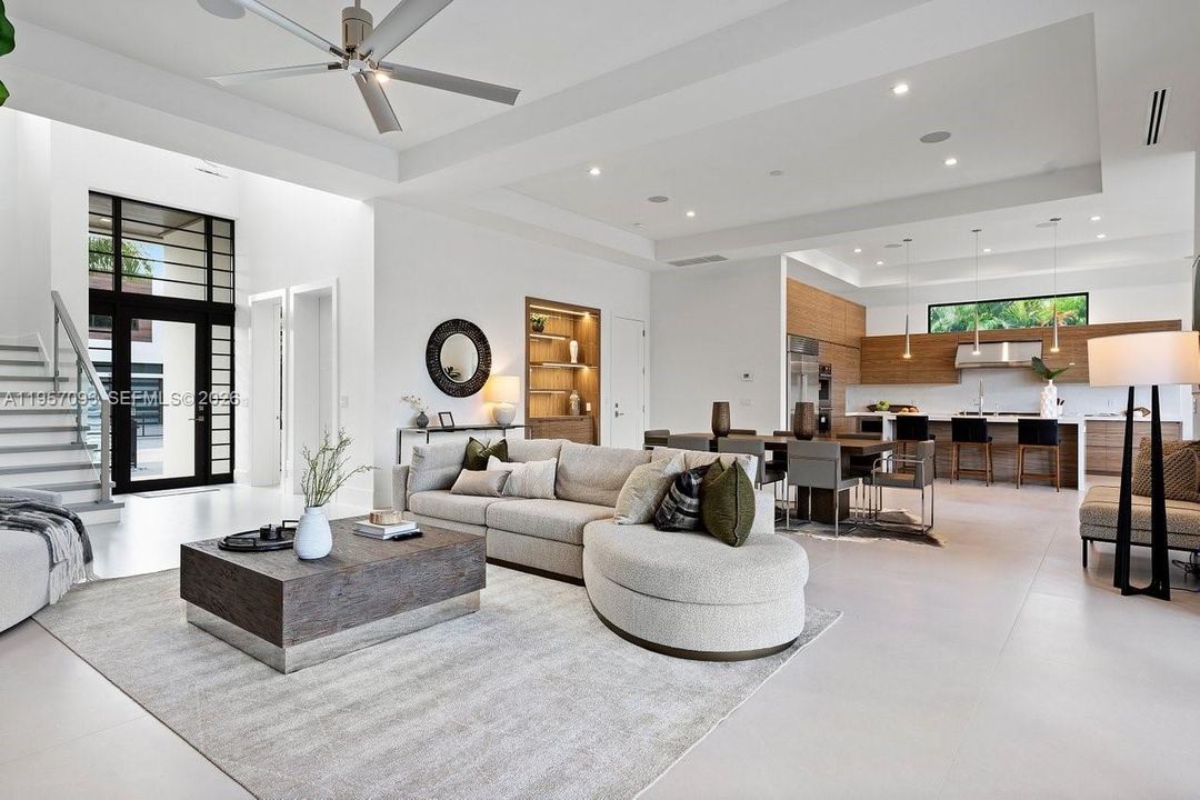 For Sale: $7,750,000 (6 beds, 5 baths, 4910 Square Feet)