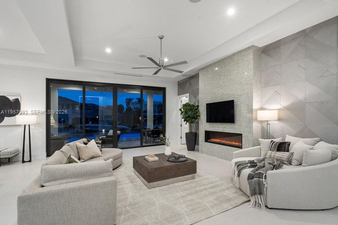 For Sale: $7,750,000 (6 beds, 5 baths, 4910 Square Feet)