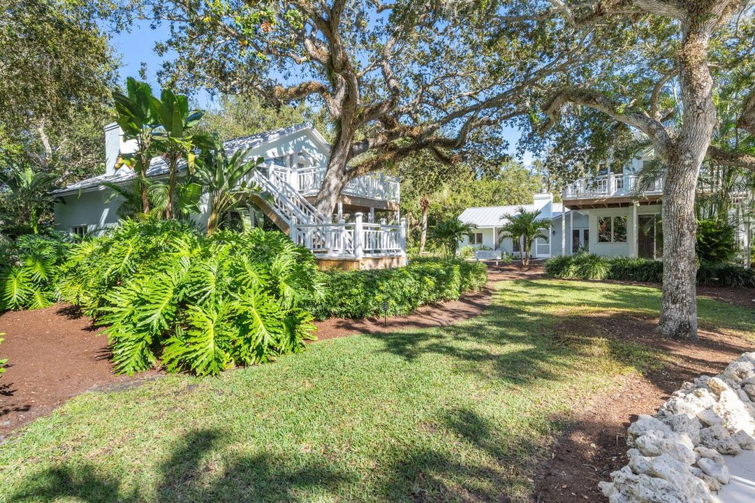 36 house & guest house