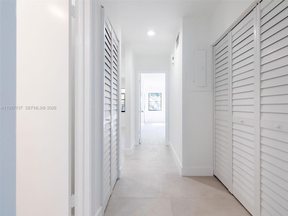 Activo con contrato: $379,000 (2 camas, 2 baños, 1459 Pies cuadrados)