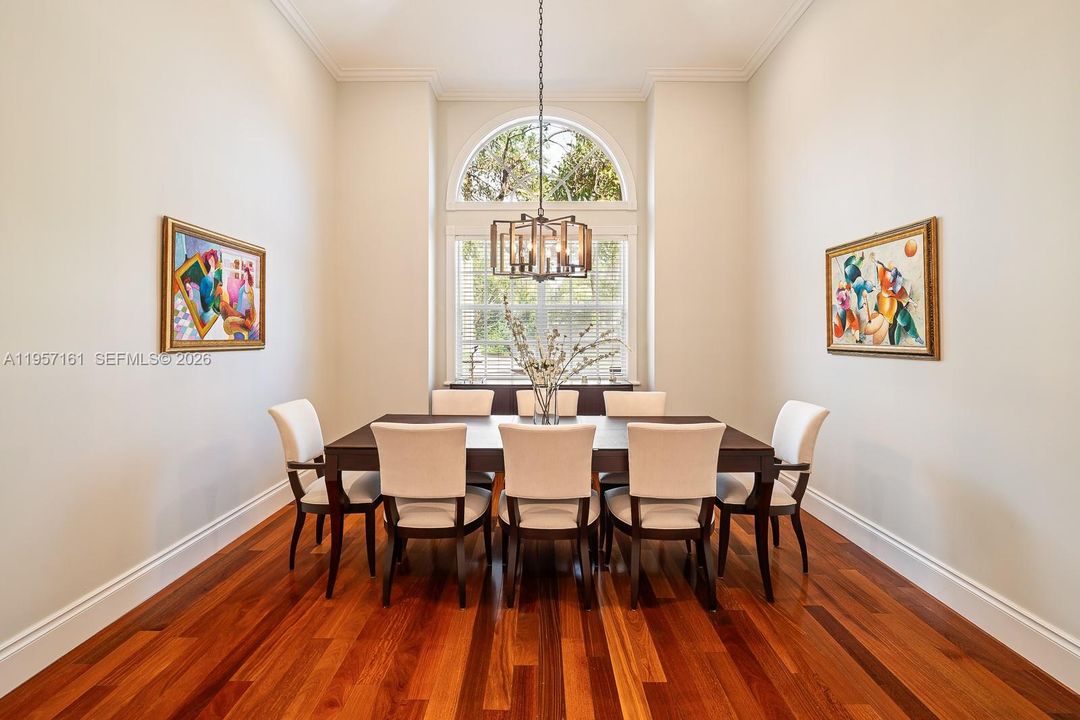 Formal Dining